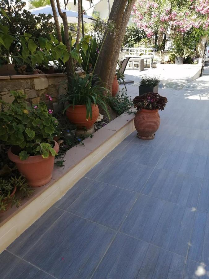 Iliana Apartments جورجيوبوليس المظهر الخارجي الصورة