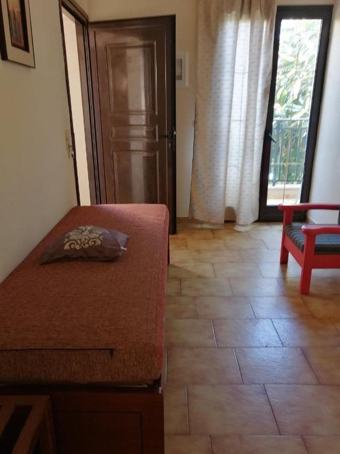 Iliana Apartments جورجيوبوليس المظهر الخارجي الصورة