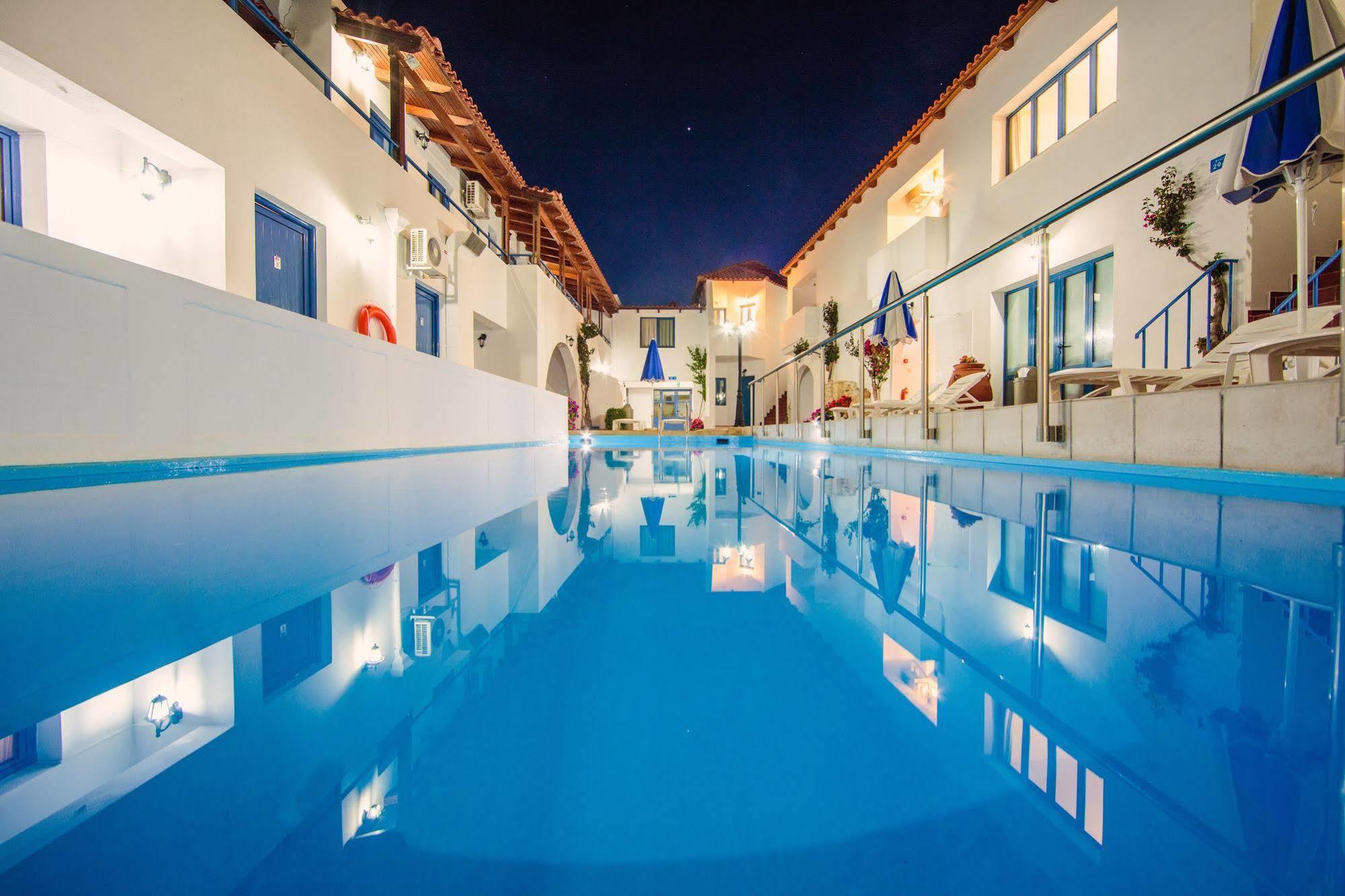 Iliana Apartments جورجيوبوليس المظهر الخارجي الصورة