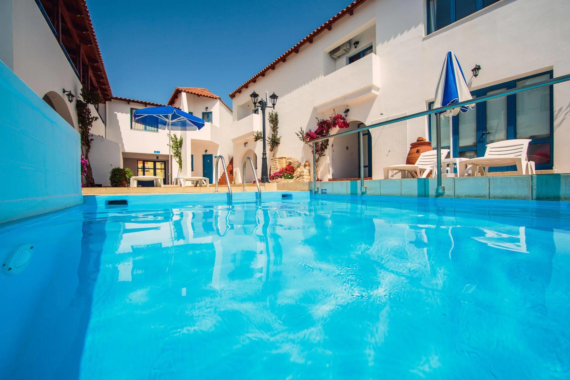 Iliana Apartments جورجيوبوليس المظهر الخارجي الصورة